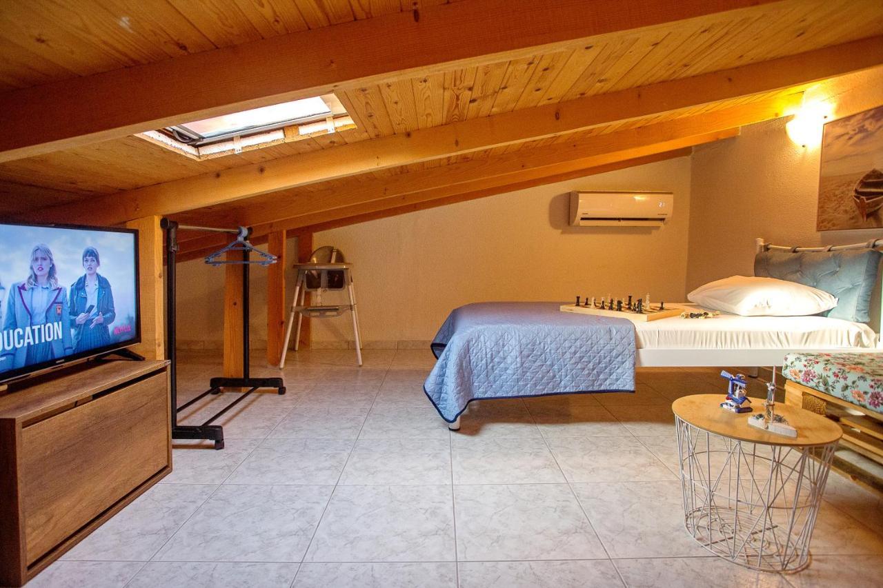 Holiday House Ioanna 2 - Loft Nea Peramos (Macedonia) Exterior foto